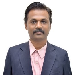 dr Naresh Tayade 